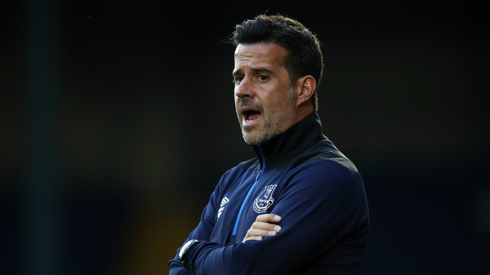 他從一名防 他從一名防