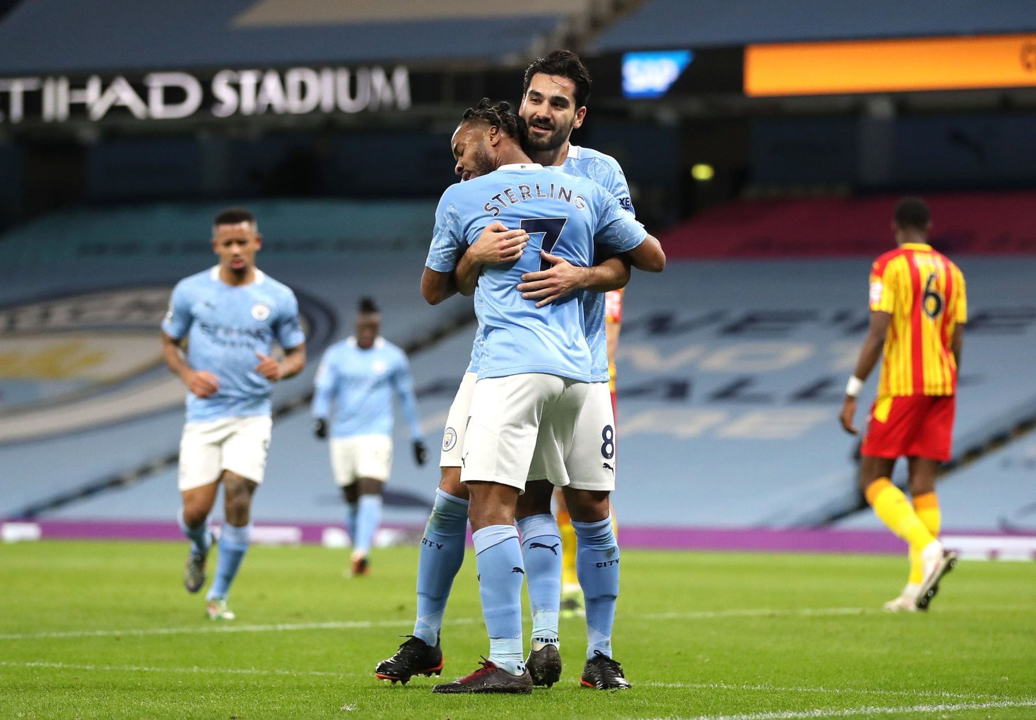 队工作者提 队工作者提